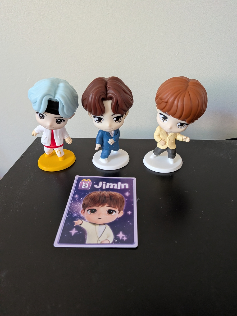 TinyTanXBTS Limited Edition Collectible Figurines From McDonald's Happy Meal2025